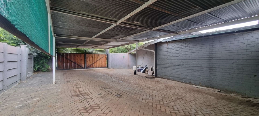 5 Bedroom Property for Sale in Bayswater Free State